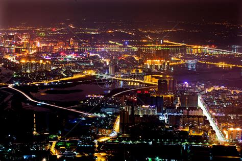 广东清远市中心夜景高清图片下载-正版图片501574403-摄图网