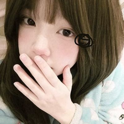 清纯温柔青春女生头像