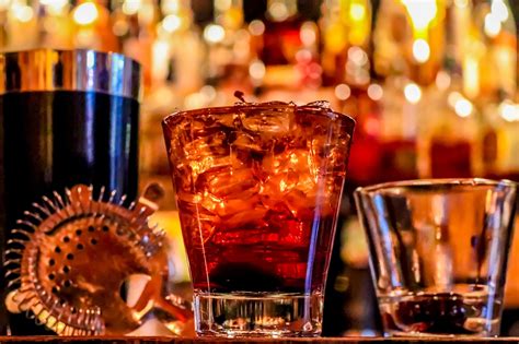 济南十大酒吧排行榜：菲尔酒馆上榜，奥斯卡酒吧第三_特色_第一排行榜