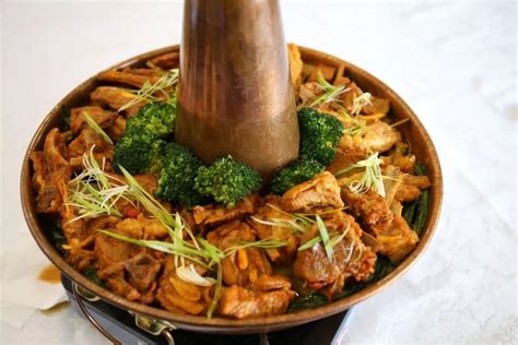 苏式暖锅是苏州人特有的火锅 也是对冬日暖暖的记忆