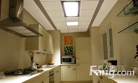 厨房吊顶灯的选择原则以及注意事项-房天下家居装修网