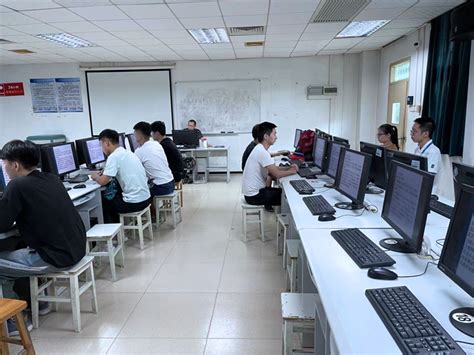 实验实训中心举办新入职实验员培训会-广州应用科技学院-实验实训中心