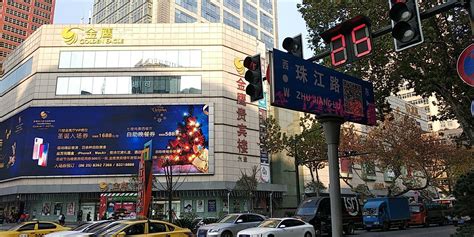 鉴赏：中国顶级步行街之南京新街口商业街__凤凰网