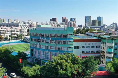 深圳市龙岗区园山街道厚德小学--厚德小学