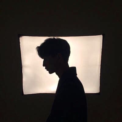 伤感系男头图片