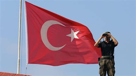 土耳其空军在伊拉克北部实施了新的空袭 - 2017年4月29日, 俄罗斯卫星通讯社