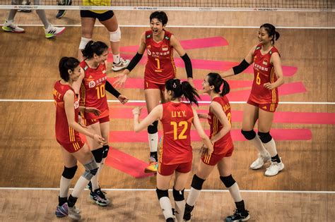 中国女排3-1战胜巴西晋级世联赛四强 ，半决赛迎战波兰|中国女排|半决赛|波兰_新浪新闻