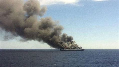 塞浦路斯海岸附近一艘油轮起火爆炸 - 2018年12月29日, 俄罗斯卫星通讯社