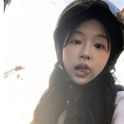 女生温柔高质大佬头像