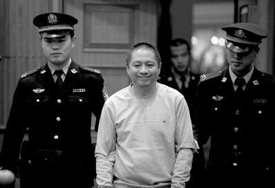 2023年7月19日，贵阳市公安局南明分局刑侦大队抓获一名潜逃35年的在逃人员。