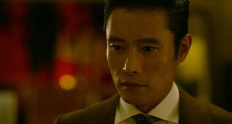 韩国电影《局内人》180分钟导演剪辑版，你必须佩服他们的胆量！ - 知乎