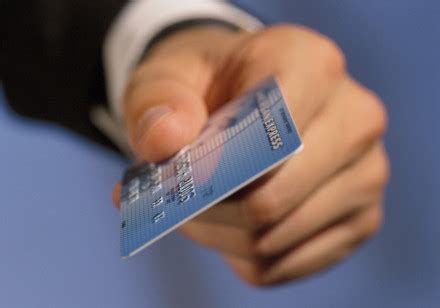 申请信用卡时4个要点，助你更好的下卡和申办到更高的额度！