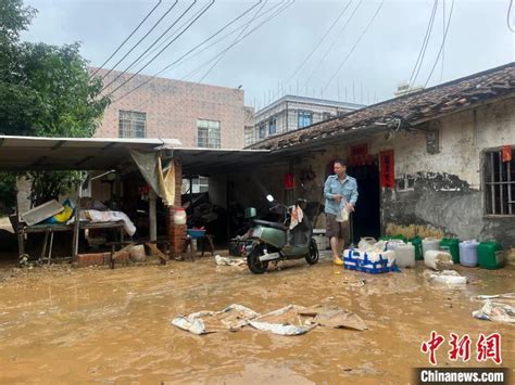 实拍广西合浦县白沙镇受灾区 洪水渐退