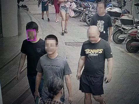 大庆警方公开征集以刘征宇、白岩松为首的犯罪团伙违法犯罪线索__凤凰网