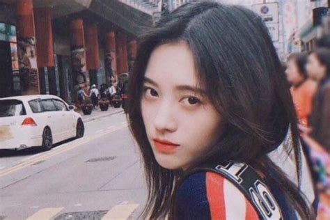 鞠婧祎的应援色图片