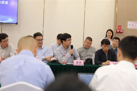 长亭科技入选数字政府网络安全产业联盟会员单位 杨坤作为代表发言 - 脉脉