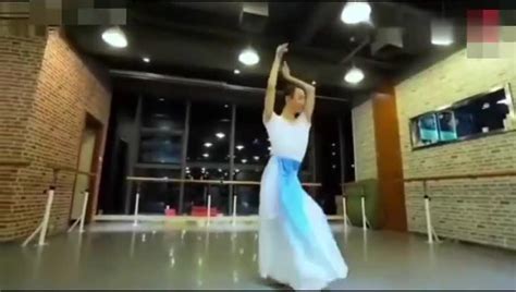 《白月光与朱砂痣》零基础舞蹈教学_腾讯视频