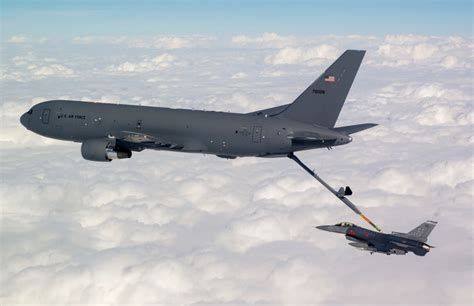 美国空军寻求新空中加油机，2029年以后接力KC-46A替换KC-135 - (国内统一连续出版物号为 CN10-1570/V)