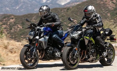 Motorrad Vergleich Kawasaki Z900 50th Anniversary 2022 vs. Ducati ...