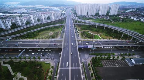 总体工程量已完成70%！深圳东部最大交通枢纽预计年底开通|交通枢纽|深圳市_新浪新闻