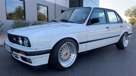 1988 BMW 325i Sport Coupe Automatic E30 - Drive-My Blogs - Drive