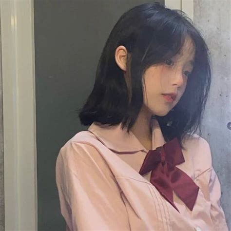 真人初中女生头像图片
