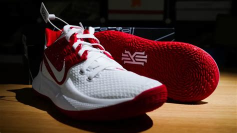WEN鞋评-实战 | Nike Kyrie Low2凭什么成为市场上最好的后卫实战鞋？_篮球鞋_什么值得买