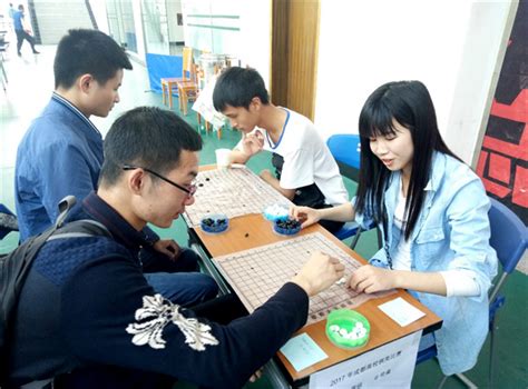 “切磋棋艺，以棋牌会友”——学院成功举办棋牌比赛 - 学院新闻 - 院校新闻 - 上海科技管理干部学院