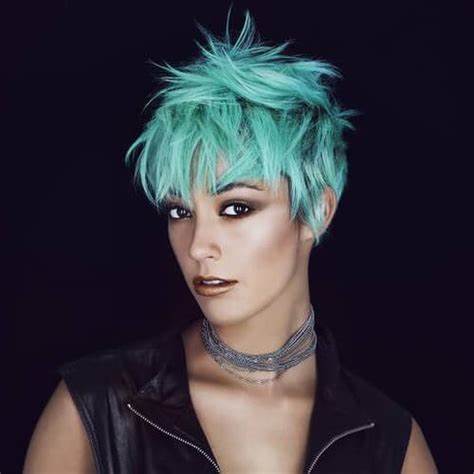 50 Teal Hair Color Inspiration for an Instant WOW! Hair Motive
