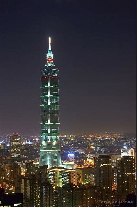 中国台湾省台北101大楼夜景高清图片下载-正版图片500503903-摄图网