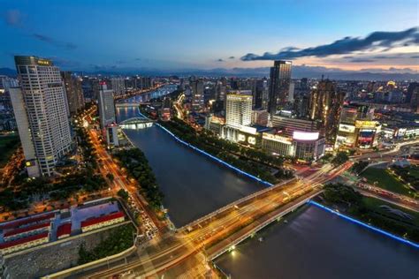 新一线城市PK：宁波vs无锡，你觉得哪个城市综合实力更强？
