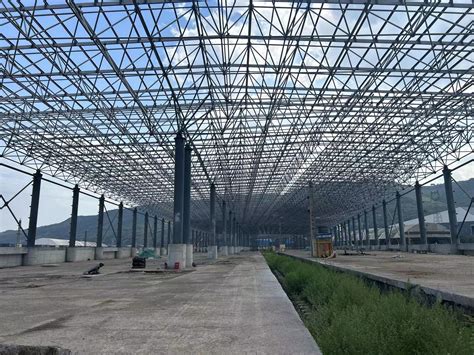灵石项目部大跨度钢网架顶升施工顺利完成-中煤建安集团七处