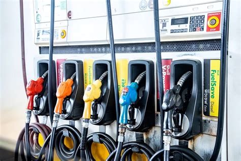国内油价即将迎来第12涨，部分地区95汽油或重回“9元时代”_手机新浪网