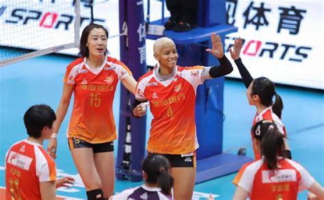 女排决赛第二场天津3:0上海技术统计，李盈莹+瓦尔加斯合砍45分！