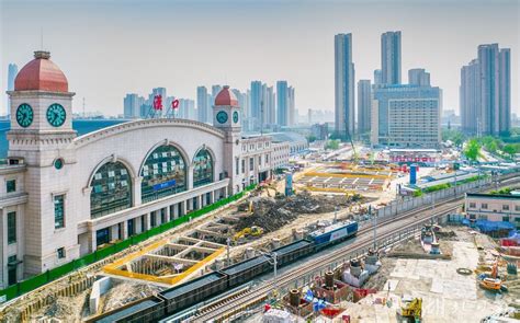 实拍：2021年1月23日上午十点的汉口火车站广场-搜狐大视野-搜狐新闻