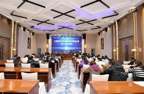 甘南州工信局召开数据信息产业园入驻企业座谈会-甘南藏族自治州工业和信息化局