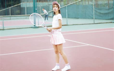喜欢打网球的小姐姐，身材和颜值都这么高么？