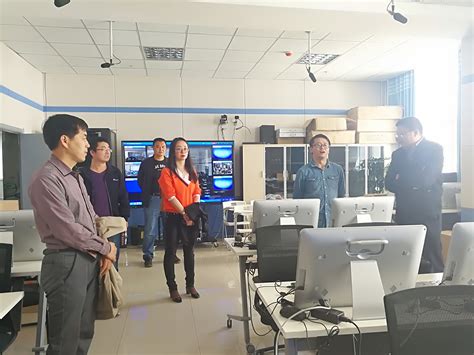 我校郑健龙院士参加国家超级计算长沙中心天河新一代 超级计算机系统启动仪式-院士工作办公室