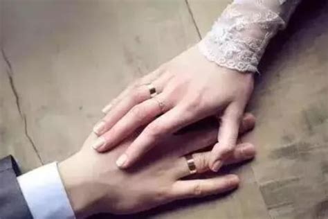 戒指为什么要戴在无名指上 结婚戒指必须戴在无名指上吗_婚庆知识_婚庆百科_齐家网