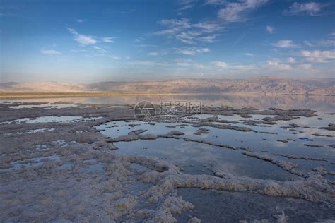 以色列死海盐湖高清图片下载-正版图片505173212-摄图网