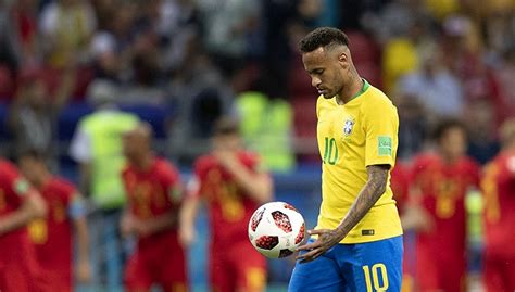 南美足球为何在与欧洲足球的较量中败下阵来？|界面新闻 · 体育