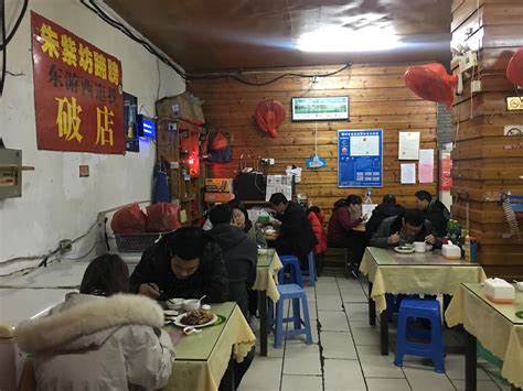 上海老街上的羊肉馆,如今涨到90元1斤,当地人爱来这喝早酒吃肉