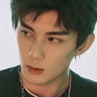 磊少头像非主流