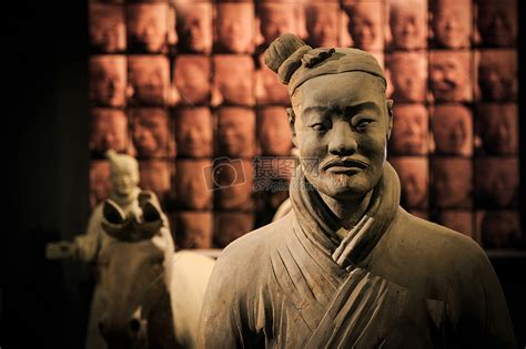 仲如谈雕塑：中国传统雕塑秦兵马俑（上篇） - 知乎