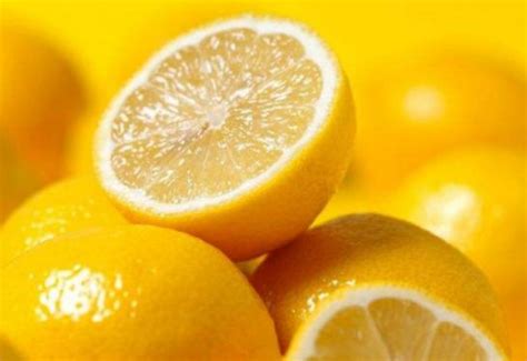 干柠檬片和新鲜柠檬有啥区别 一天用不完的柠檬怎么存 _八宝网