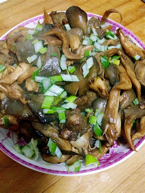 家常炒蘑菇的做法_【图解】家常炒蘑菇怎么做如何做好吃_家常炒蘑菇家常做法大全_.+┈兲兲姠丄ヽ_豆果美食