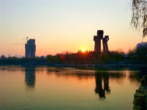 通辽市辽河公园彩虹桥，美丽纯净，原创摄影