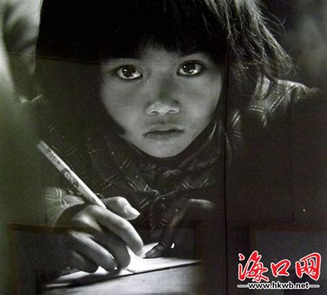 影像“中国梦”摄影艺术展海南巡展6日在省图书馆开展_海口网