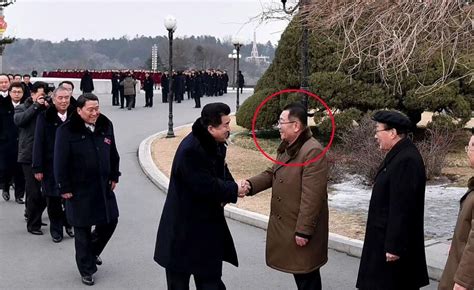 平昌冬奥朝鲜代表团和拉拉队抵达平壤-搜狐大视野-搜狐新闻