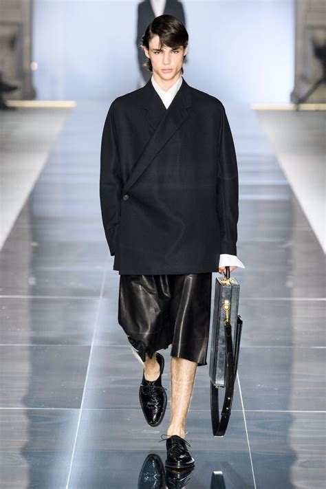 登喜路 Dunhill 2020春夏男装秀 - Paris Spring 2020-天天时装-口袋里的时尚指南